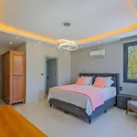 Infinity Olive Villa