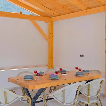 Villa Infinity Olive *