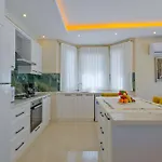 Infinity Olive Vila