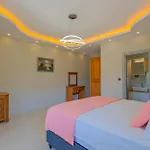 Vila Infinity Olive